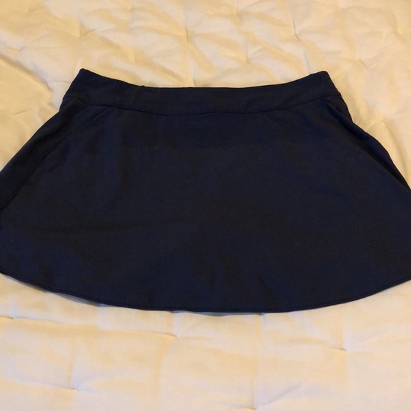 Outdoor Voices navy size small exercise skirt - Picture 4 of 6